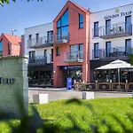 Hotel apartamentowy Golden Tulip