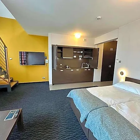 Golden Tulip Apart-hotel 4*