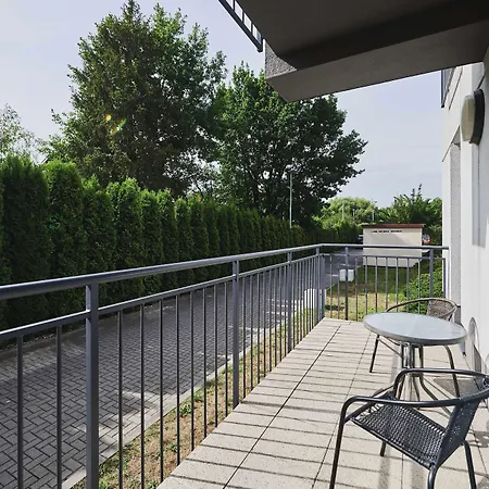 غولدين توليب ريزيدانس